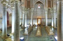Marrakech Discovery Tour: Palace, Madrassa, Garden and Medina