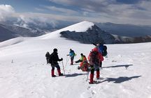 Mt.Olympus Winter Hiking Skolio peak 2909m