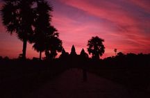 Private One Day Trip with Sunrise at Angkor Wat, Angkor Thom and Tomb Raider