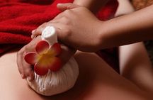 Private Herbal Compress Workshop with Massage in Thailand
