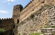 Private Tour from Tbilisi to Kazbegi to the Georgian Landmarks