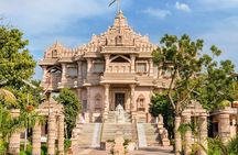 Day Trip to Gandhinagar (Guided Full Day Sightseeing Tour from Ahmedabad)