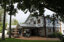 Deluxe Winery Tour to Tamborine Mountain (Mon-Tues)