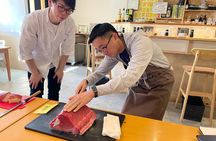 Master the art of Sushi : Toyosu Market Tour & Tuna Cutting 