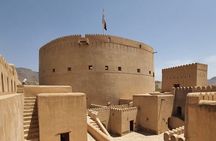 Nizwa Souq, Nizwa Fort and Jabel Akhder Private Guided Full Day