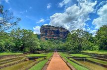 Day Tour Kandy to Sigiriya with Dambulla Cave Temple Excursion