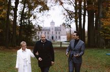 Castle Tour Around Bruges: A Vintage Car Adventure