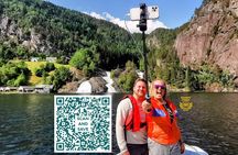 The Best Fjordcruise: Bergen fjord by Zodiac or Pontoon Boat