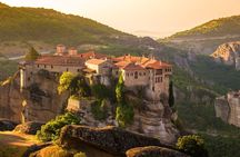 Athens: Meteora Monasteries Tour with Local Guide and Greek Lunch