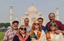 1 Day Trip Delhi to Agra by Express Train in 90 Min