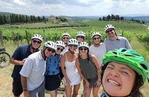 Full-Day Tuscan Hills Bike Tour With Lunch at Farm
