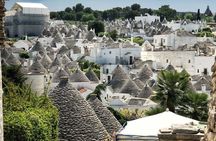Tour of LOCOROTONDO and ALBEROBELLO departing from Bari