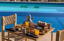 Overnight stay in the Agafay Desert, Deluxe Tent with Show and Swimming Pool