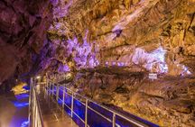 1-Day Tour from Takayama: Hida Folk Village, Caves & Ropeway