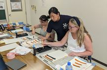Calligraphy class, Give the gift of professional work. Ginza area