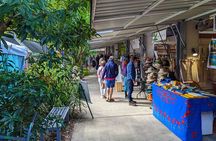 Noosa, Eumundi Markets, Glass House Mountains from Brisbane