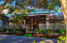 Noosa, Eumundi Markets, Glass House Mountains from Brisbane