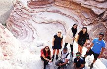 Rainbow Valley Half Day Hiking Experience 