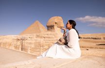 Cairo: Pyramids, Sphinx, Museum & Bazaar Tour with Female Guide