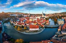 Private Driver from Prague to Vienna with a Stop in Cesky Krumlov