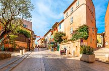 Saint-Tropez and Port Grimaud Full-Day Tour
