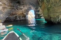 Adventure to the caves by canoe 