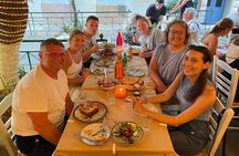 Athens at Night Small-Group Walking Tour with Dinner