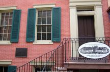 Secrets & Scandals: Washington DC Private Half-Day Walking Tour