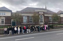 Black Taxi Tour of Belfast – Politics, Murals & Local Stories