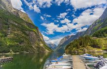 Day Trip to Flam: Flam train, Stegastein and Fjordcruise