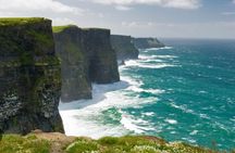 Cliffs of Moher, Burren and Bunratty with Private Chauffeur Tour 