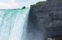 Toronto: Niagara Falls Day Tour with Boat & Journey behind Falls