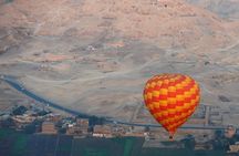 Sunrise Hot Air Balloon ride over the Pharaoh's sites at Luxor