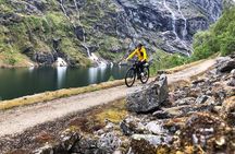 Spectacular E-Bike Trip to the Mountain Pass over Flow