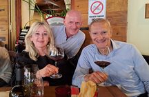 Naples, 8 tastings tour. Private street food tour