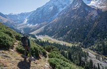 7-Day Tian Shan Mountains Trek Tour
