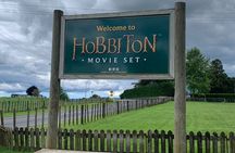 Private Hobbiton and Rotorua Auckland Tour House
