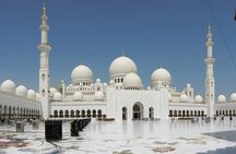 From Dubai to Abu Dhabi: VIP private tour with English driver