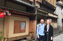 Kyoto 4 hr Gion Private Guided Tour & Maiko or Geisha Dinner