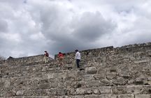 Edzná in Colectivo, a Voyage Through History with a Local Guide