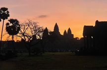  Golden Hours: Angkor wat sunrise photography tour with a pro!