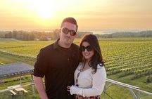 NON BUS Traverse City Old Mission Sunset Wine & Distillery Tour