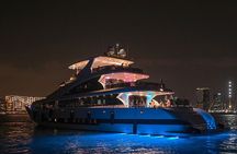Superyacht Experience in Dubai with Dinner and Live Music