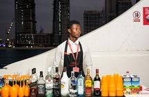 Superyacht Experience in Dubai with Dinner and Live Music