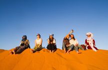 6 Hour Desert Safari Tour and BBQ Dinner from Dubai by RGT