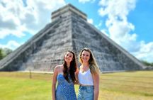 Chichen Itza Early Access Tour with Expert Guide & Buffet Lunch