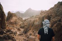 St. Catherine & Moses Mountain Sunrise Bus Tour with Breakfast