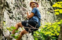 Group Rock Climbing in Interstate Park
