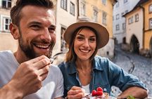 3h Royal Castle Tour: Interior, Garden Pralines, Coffee & Dessert