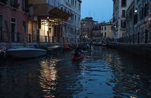Venice: Kayak Tour in the Canals (Night + Sunset)